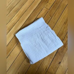 Aden + Anais light grey muslin swaddle infant wrap blanket receiving blanket